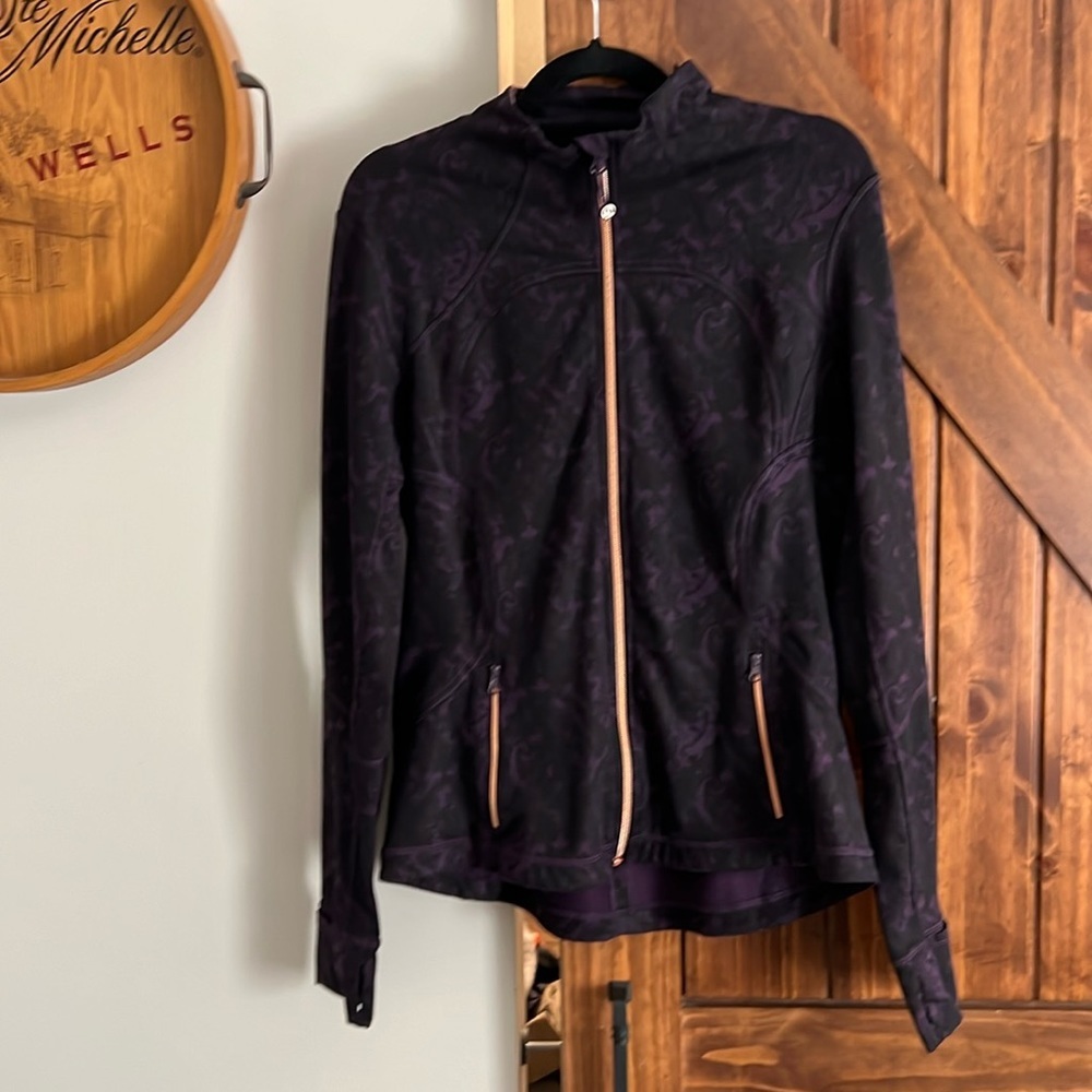 Lululemon forme jacket size 12
